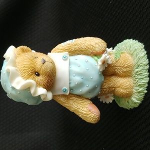 Paige Girl with Daisies Cherished Teddies Figurine